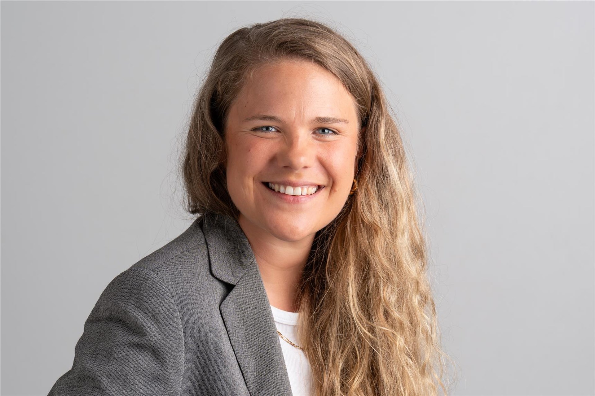 Hainsch, Julia